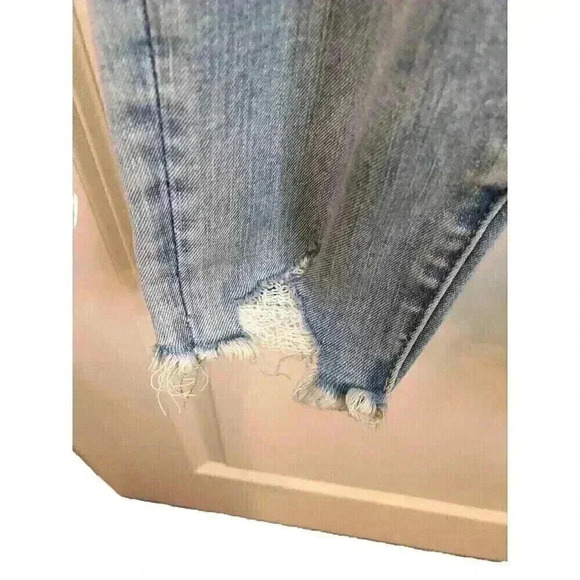 American Eagle Next Level Stretch 360 High Rise Blue Jegging Destroyed 4 Short - Picture 3 of 10